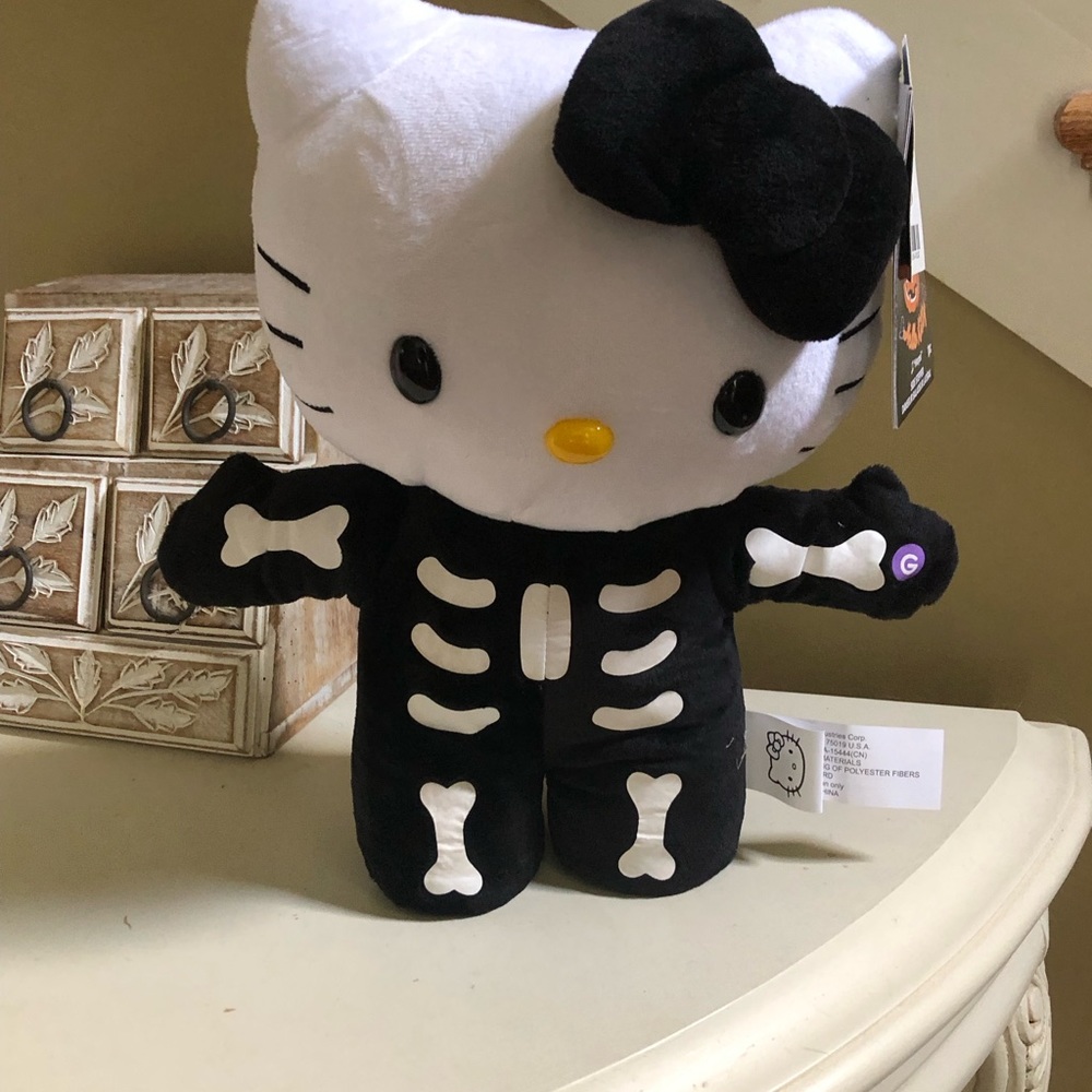NWT Hello Kitty Skeleton Side Stepper Dancing Doll